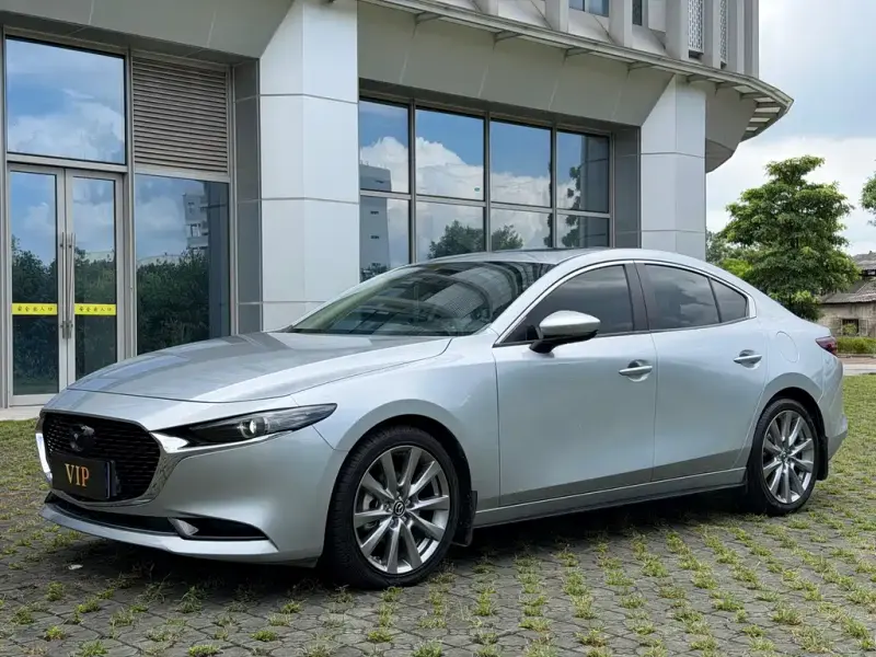 Mazda 3 Axela, 2021