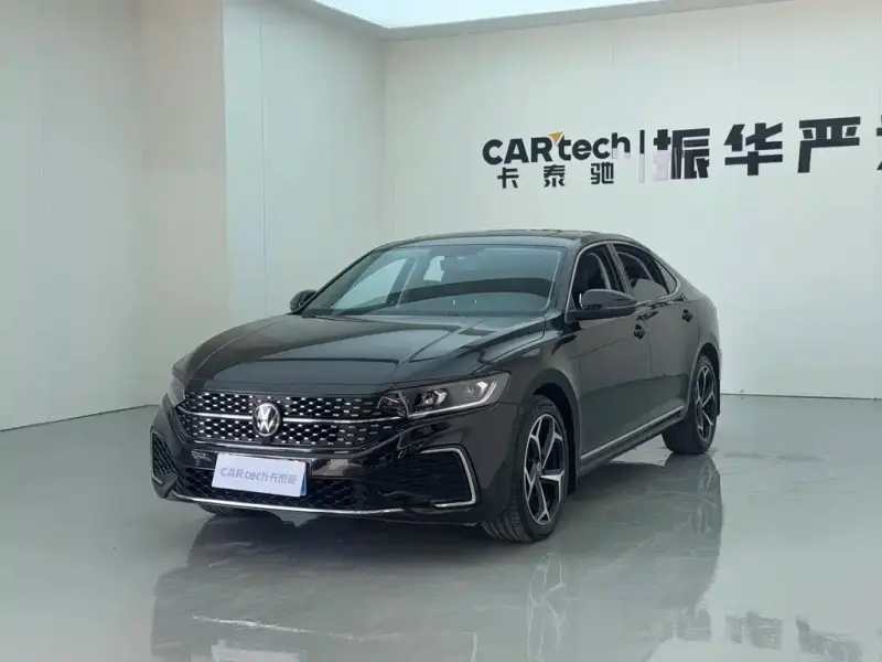 Volkswagen Passat, 2025