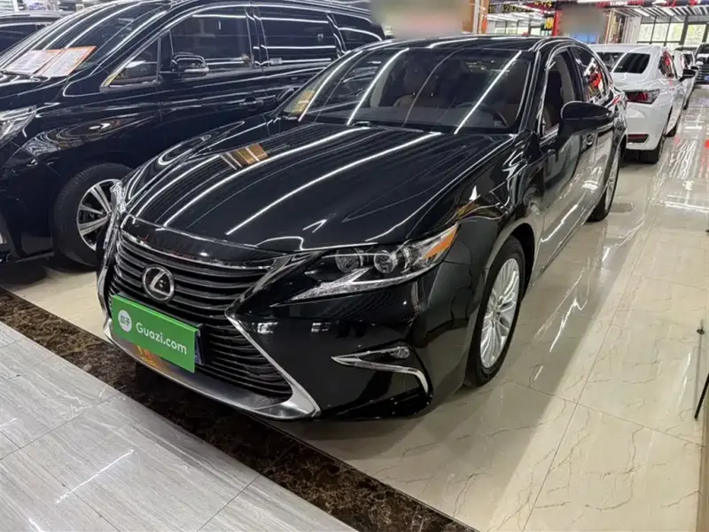 Lexus ES, 2018