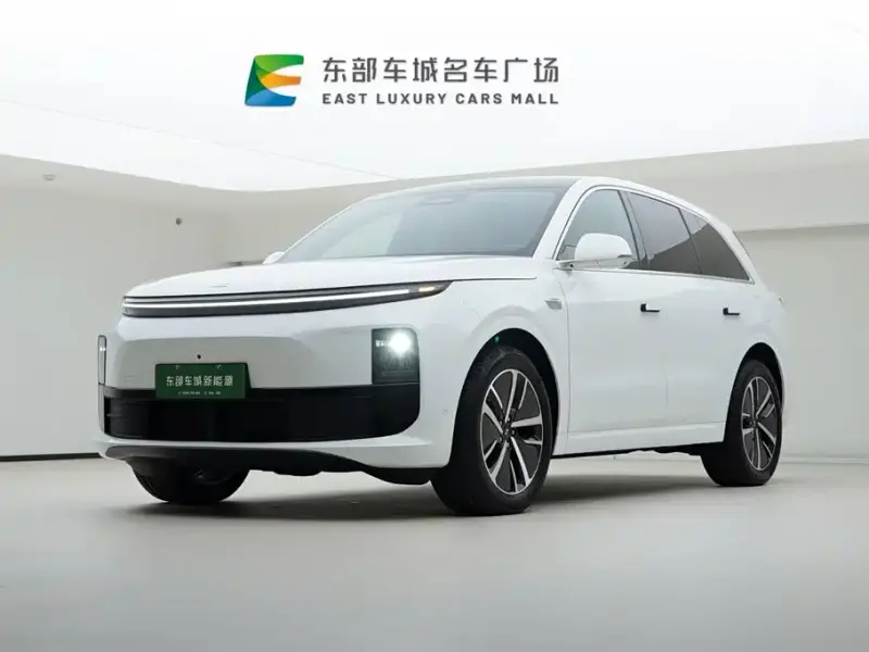 Li Auto Li L6, 2025