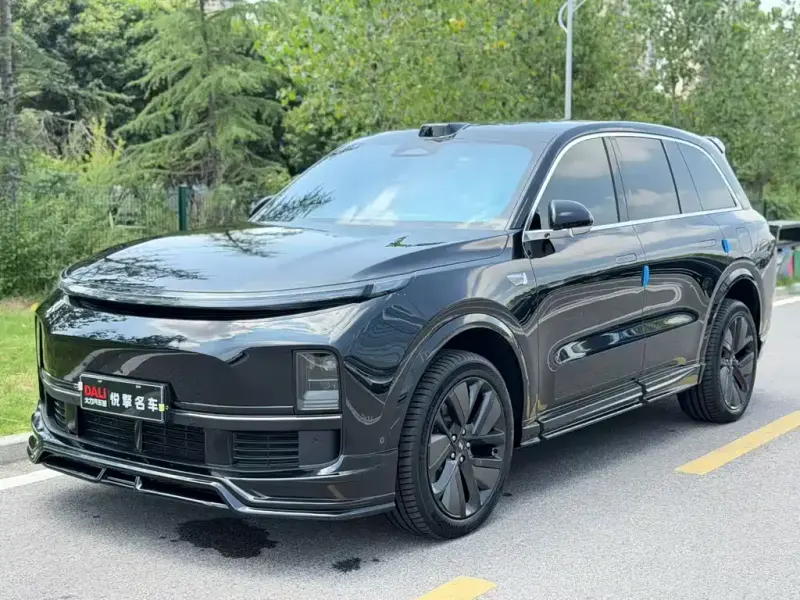 Li Auto Li L8, 2025