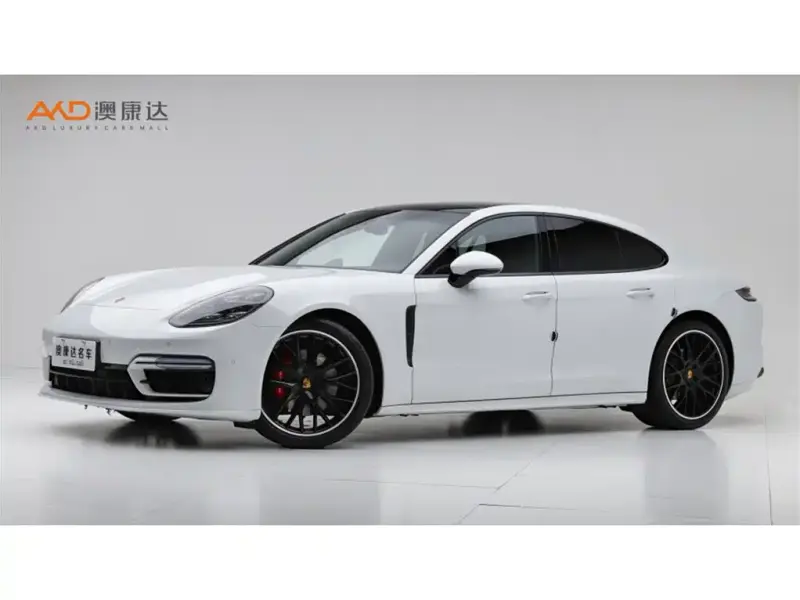 Porsche Panamera, 2022