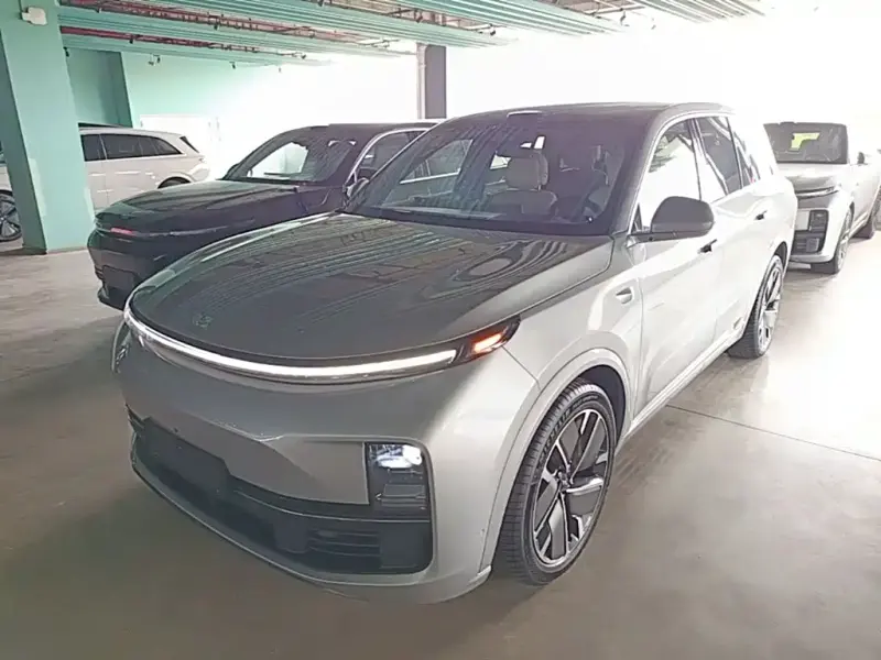 Li Auto Li L8, 2025