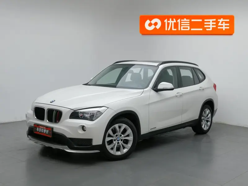 BMW X1 sDrive18i Fashion Version, 2014 — фото 1