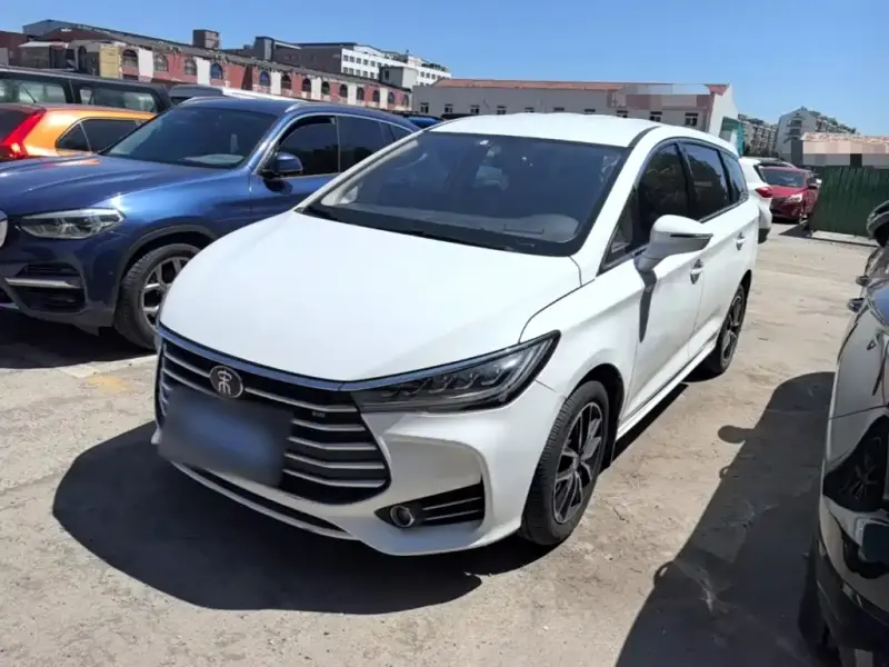 BYD MAX BYD Song MAX 2017 1.5T Auto Connected Luxury Type 7 seats, 2018 — фото 1