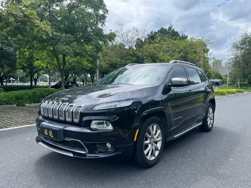 Jeep Cherokee, 2017