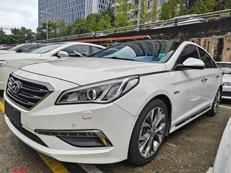Hyundai Sonata Hyundai Sonata 2015 1.6T DLX Premium Type, 2016 — фото 1