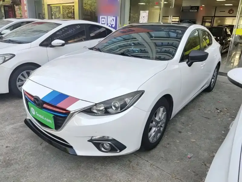 Mazda 3 Axela, 2016