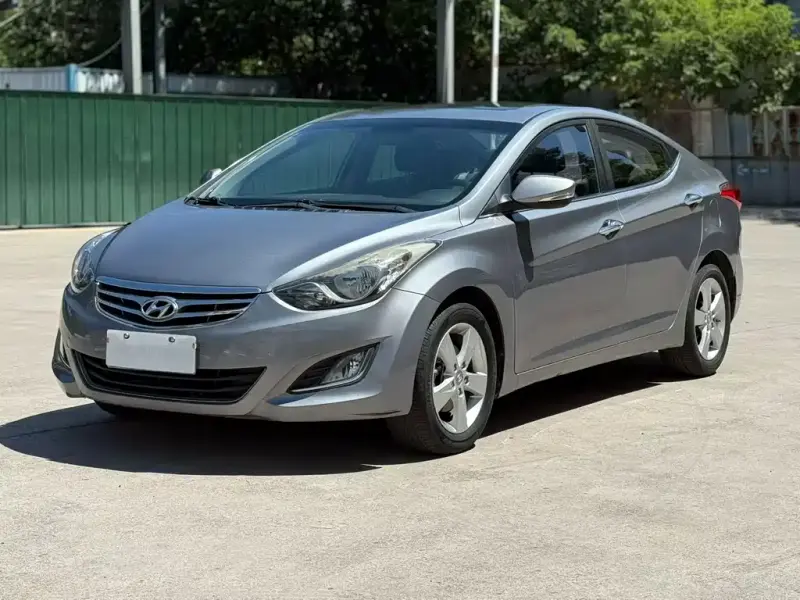 Hyundai Elantra Langdong, 2014