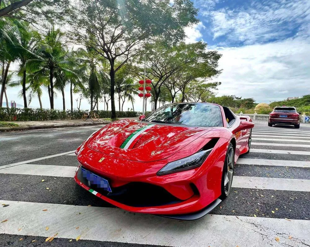 Ferrari F8, 2020
