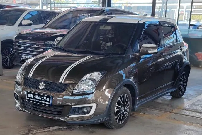 Suzuki Swift 1.5L Auto Fashion Version Cool Edition, 2016 — фото 1