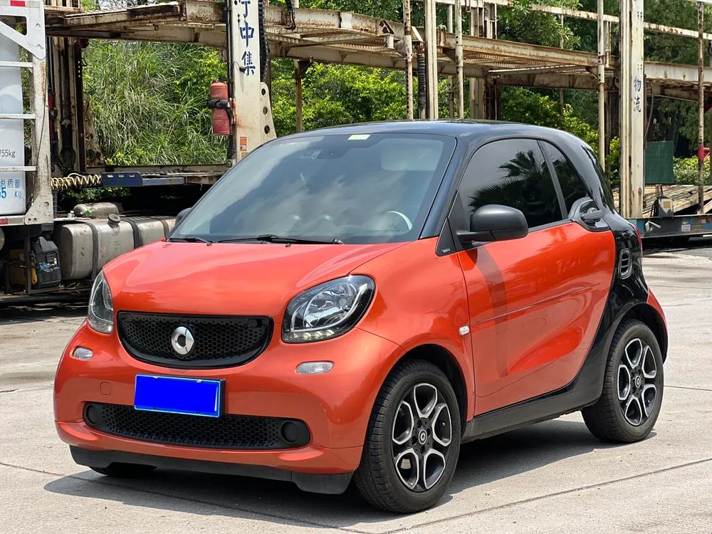 Smart fortwo 0.9T 66 версия нормы China VI, 2019 — фото 1