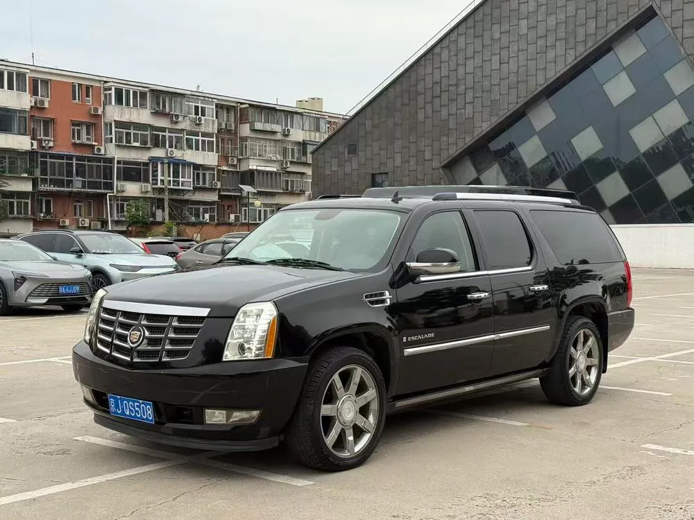Cadillac Escalade, 2011