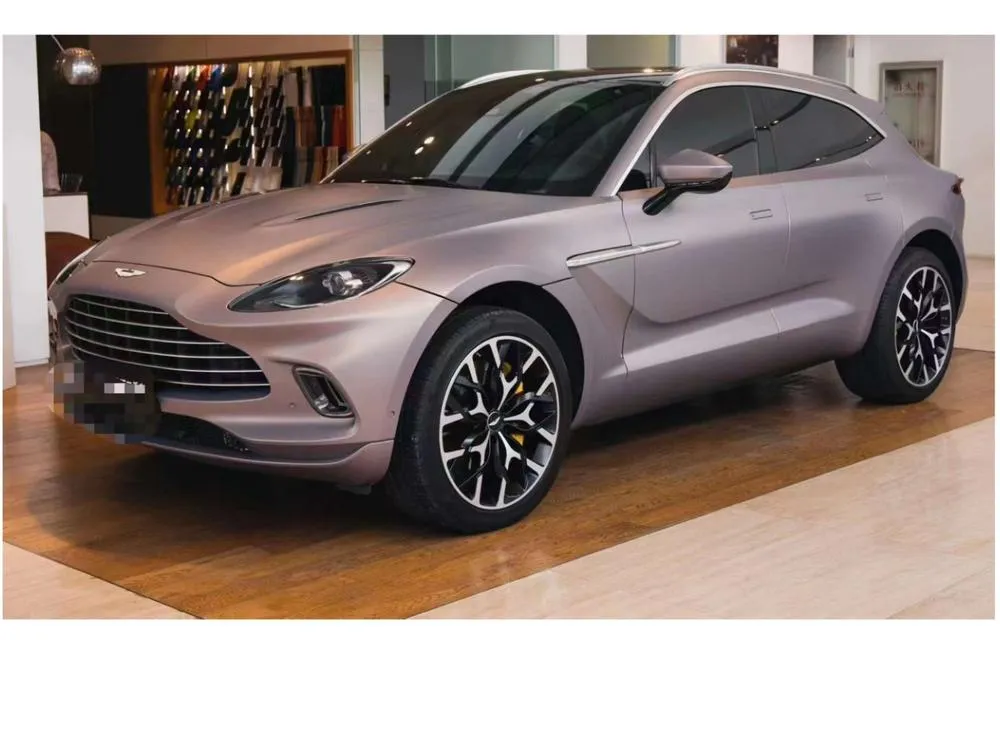 Aston Martin DBX 4.0T V8, 2021 — фото 1
