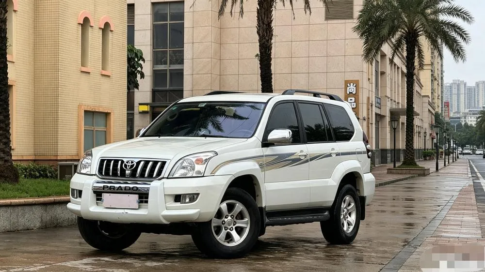Toyota Prado (Import) 2.7L Auto 4WD 8 Seater Parallel Import, 2006 — фото 1