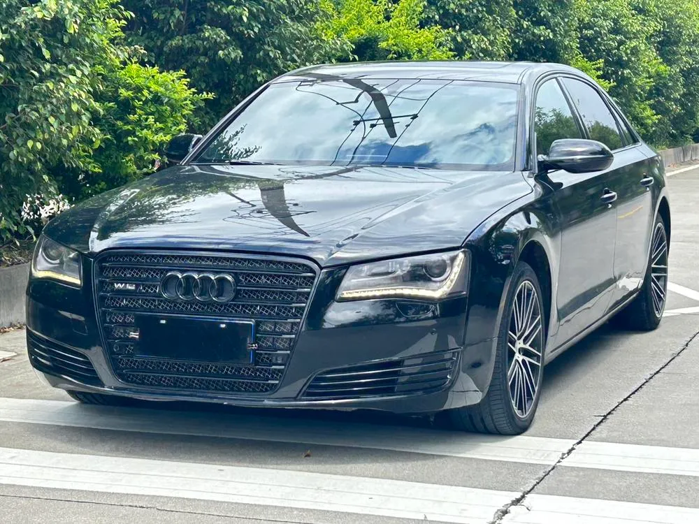 Audi A8, 2012
