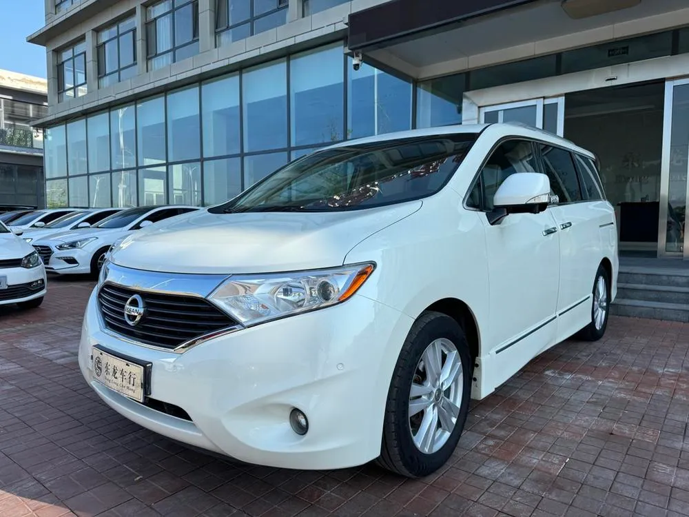 Nissan Quest 3.5L SL, 2015 — фото 1