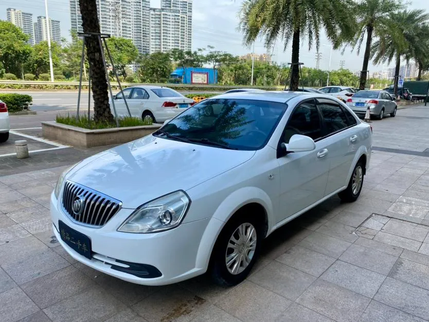 Buick Excelle, 2015