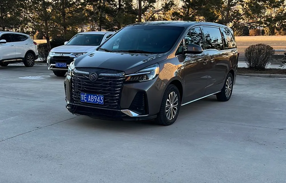 Buick GL8 Facelift 2.0T Smart Version, 2022 — фото 1