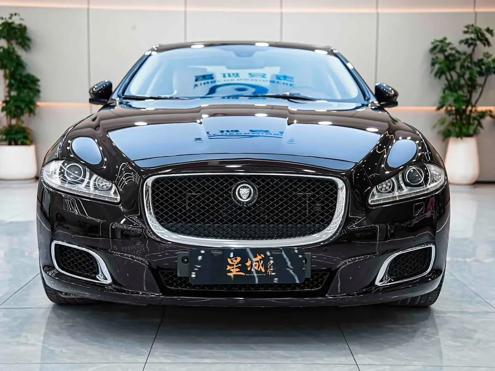 Jaguar XJ, 2013
