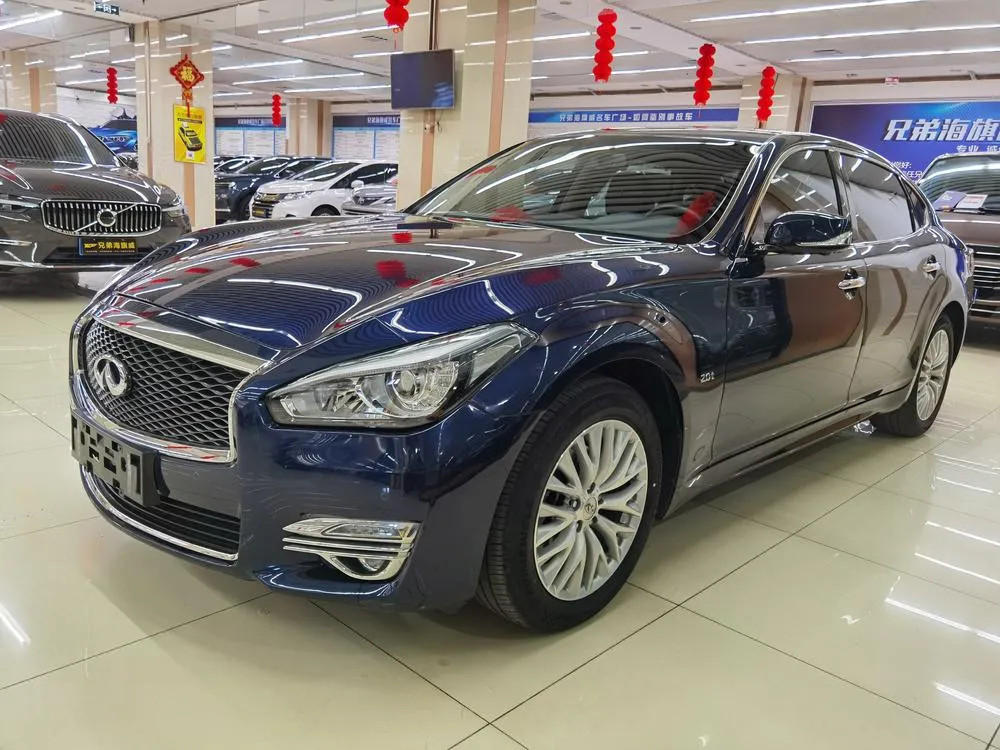 Infiniti Q70 Q70L 2.0T Joy Edition, 2019 — фото 1