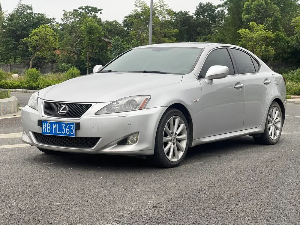 Lexus IS, 2006