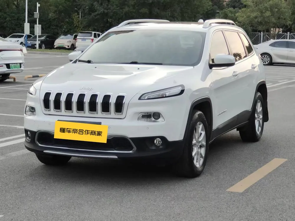 Jeep Cherokee, 2016