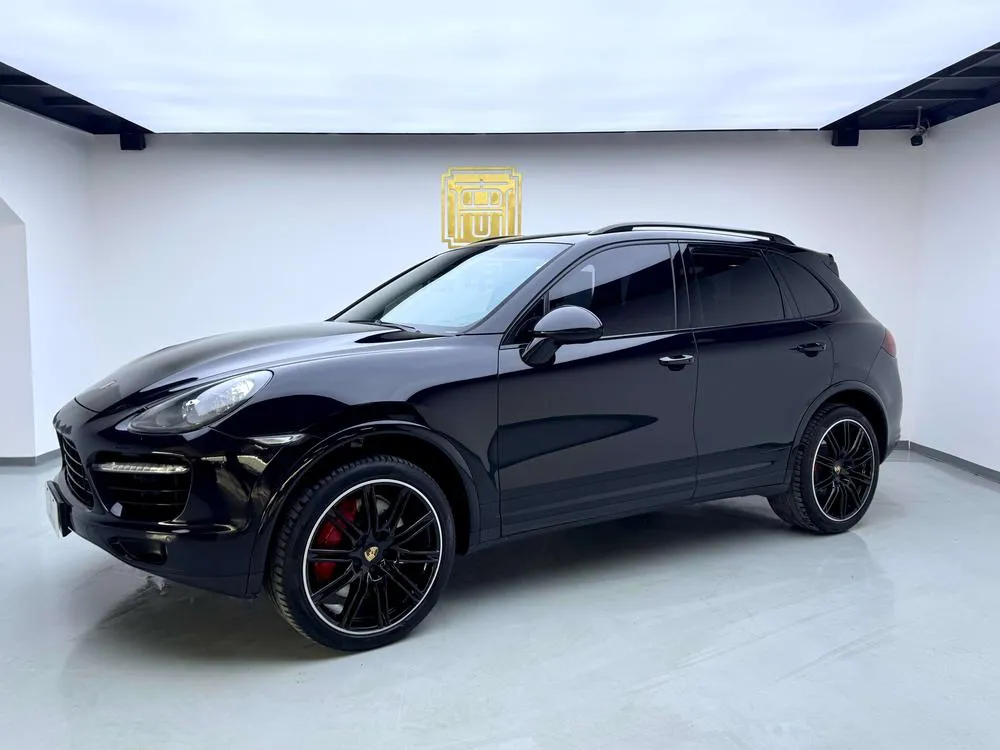 Porsche Cayenne, 2013
