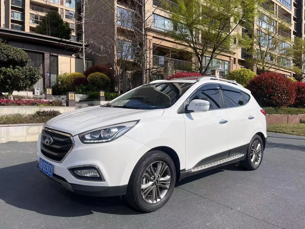 Hyundai ix35 2.0L автомат 2WD 智勇·畅联 версия, 2018 — фото 1