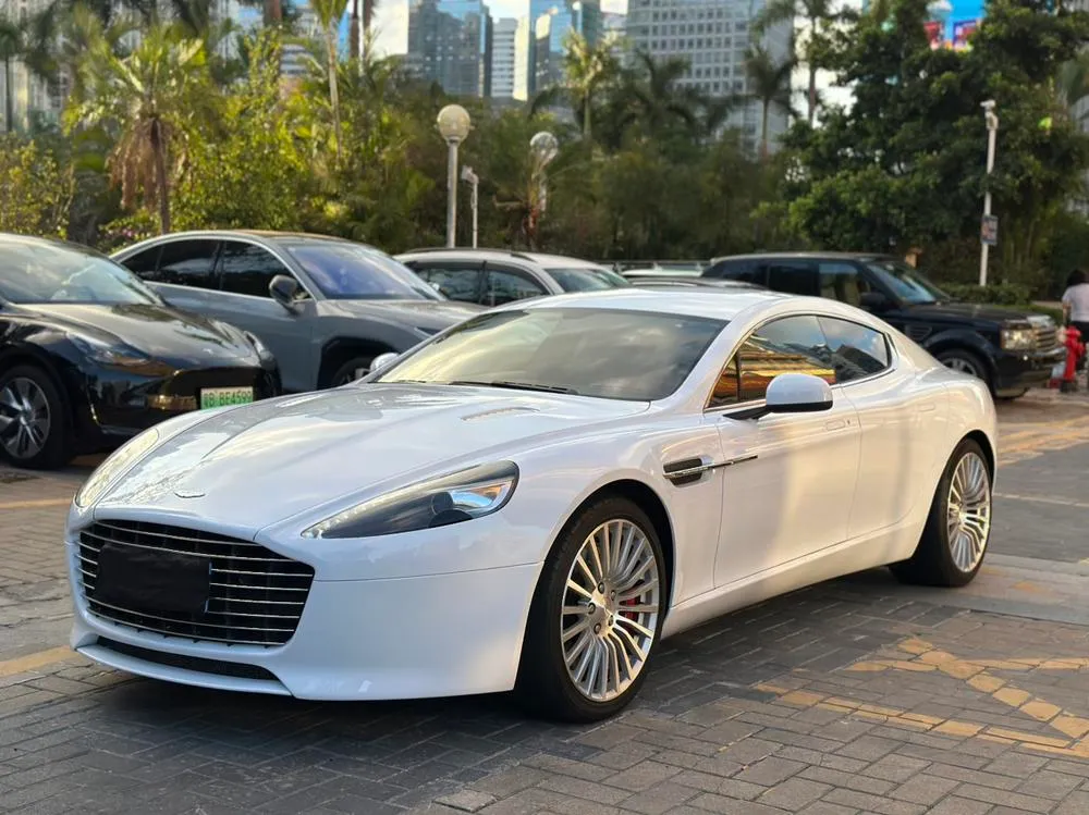 Aston Martin Rapide, 2013