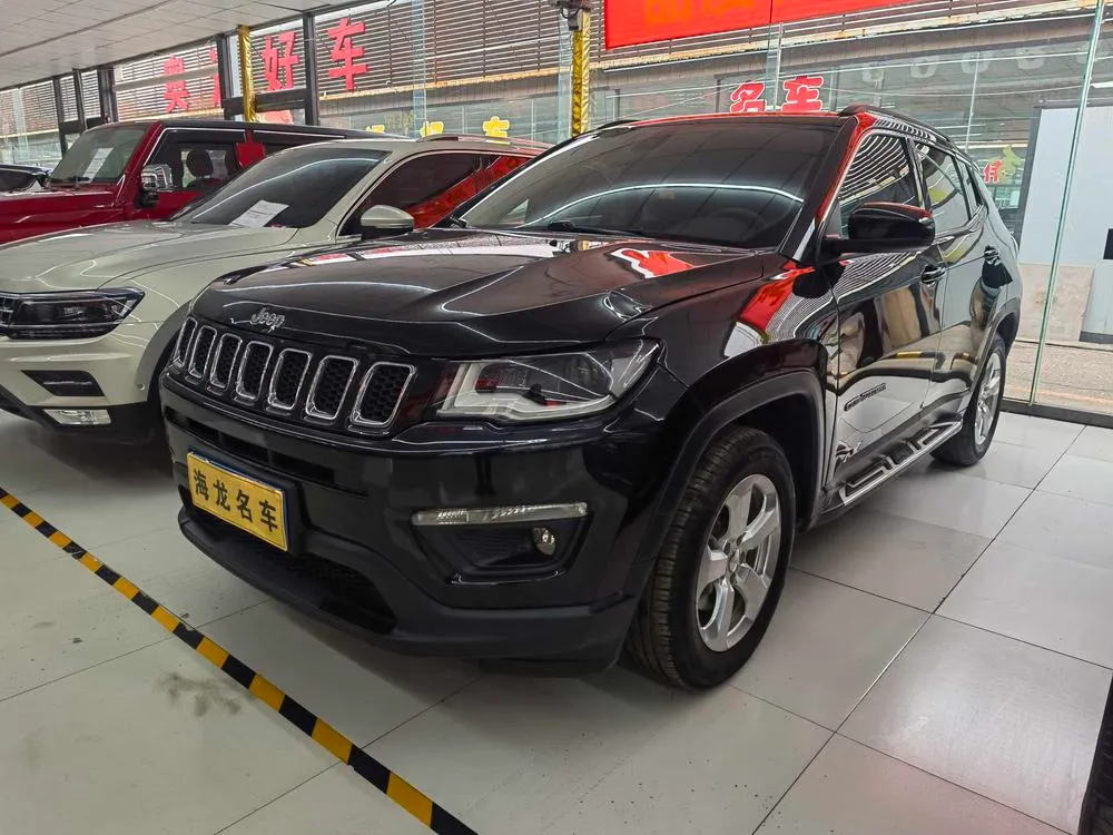 Jeep Compass 220T Auto Stylish Cool Edition, 2019 — фото 1