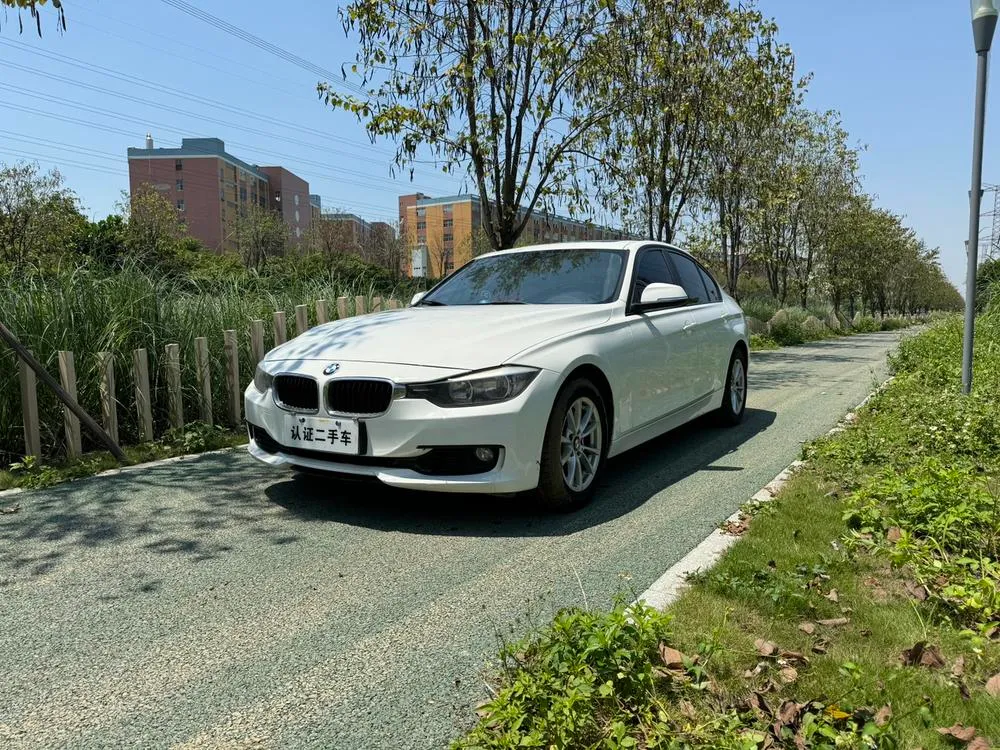 BMW 3-Series 316i Version, 2013 — фото 1