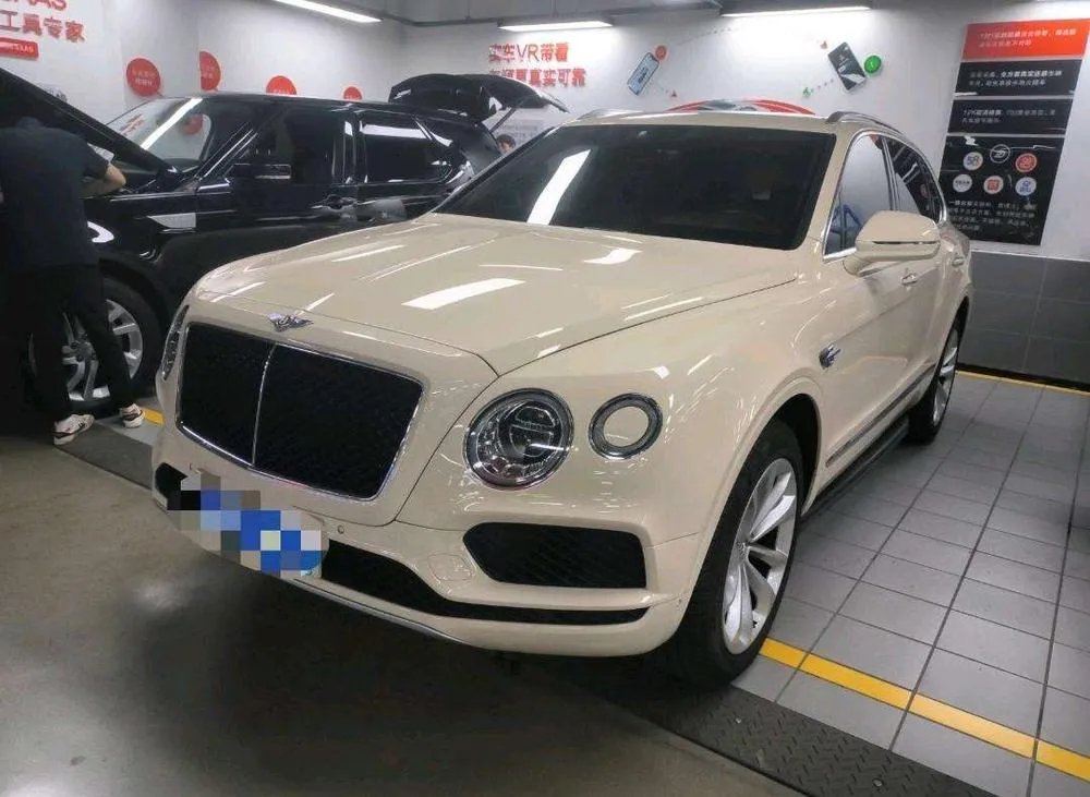 Bentley Bentayga, 2018
