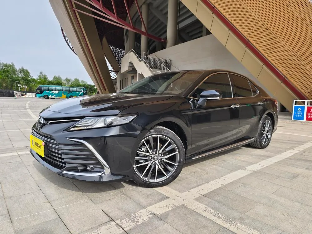 Toyota Camry 2.5G Luxury Edition, 2023 — фото 1