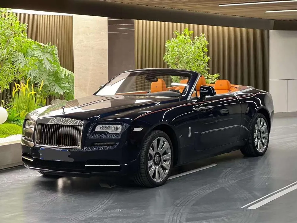 Rolls-Royce Dawn, 2015