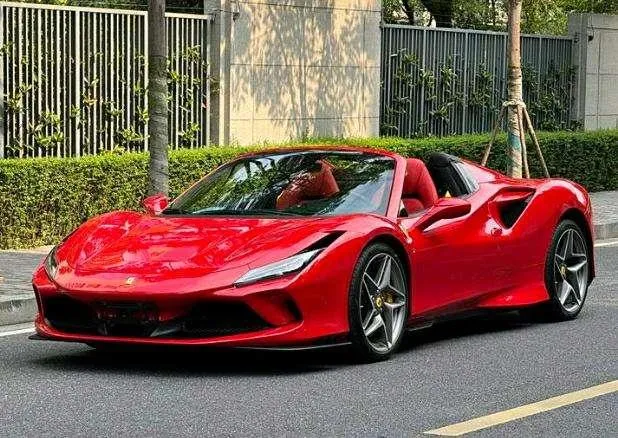 Ferrari F8, 2020