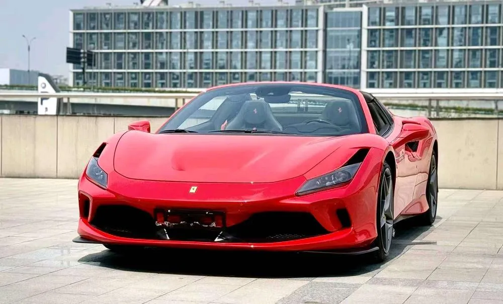 Ferrari F8, 2020