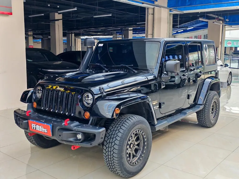 Jeep Wrangler 3.6L Sahara Edition, 2013 — фото 1
