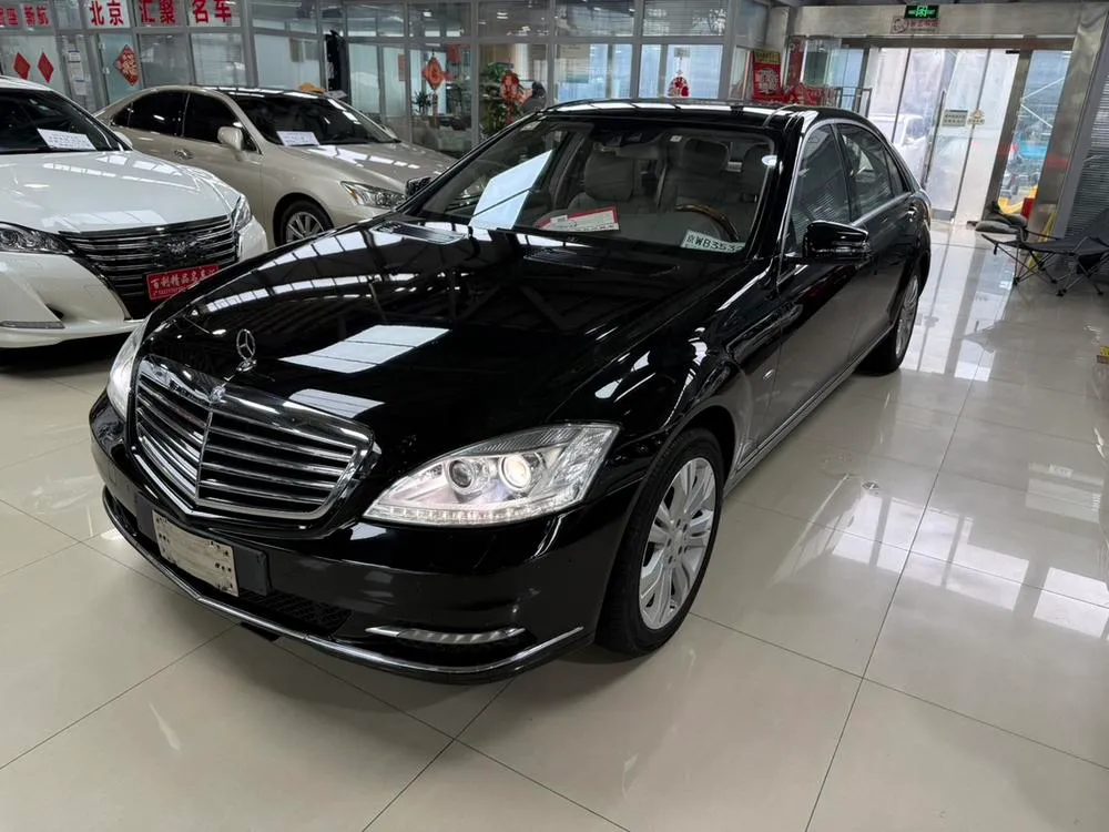 Mercedes-Benz S-Class, 2011