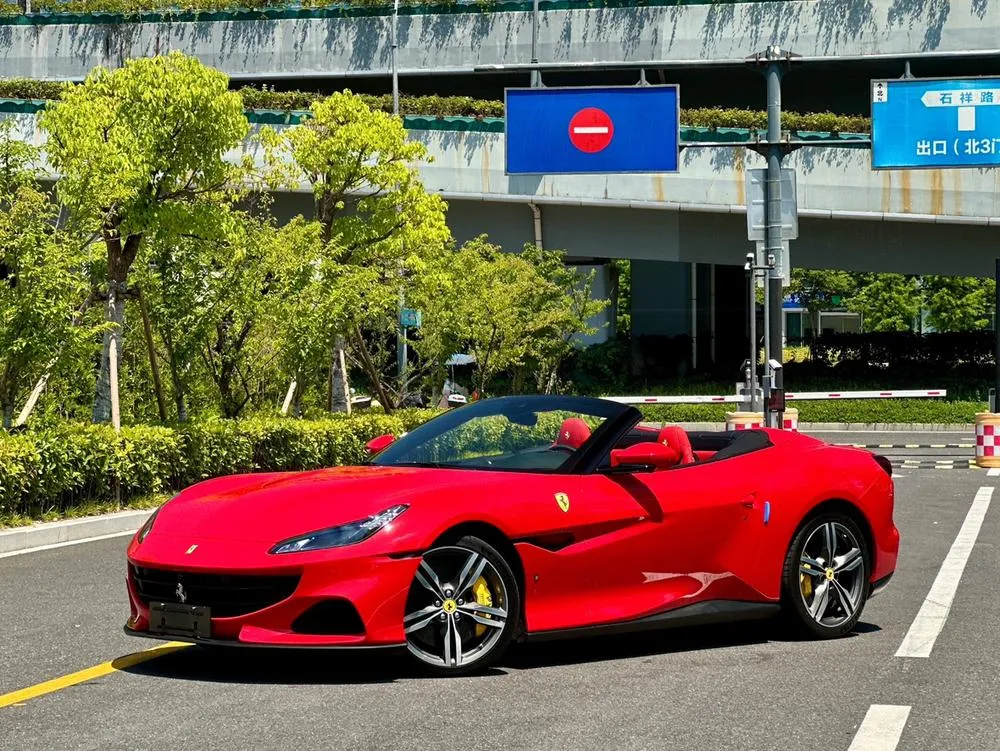 Ferrari Portofino, 2021