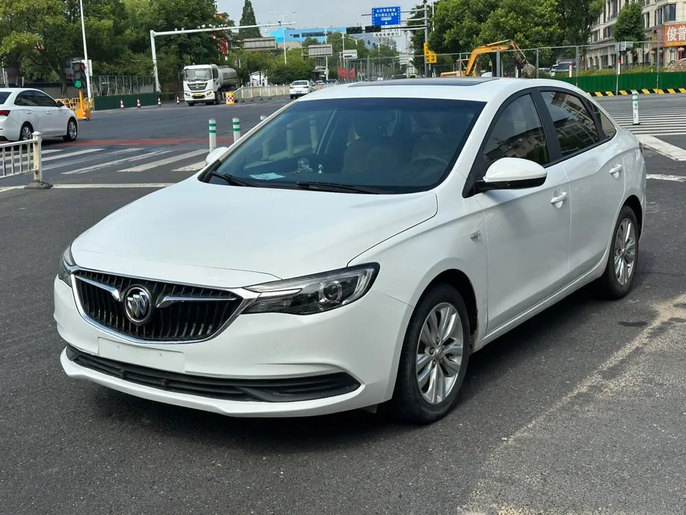 Buick Excelle 15T Dual Clutch Connected Elite Version CN5, 2019 — фото 1