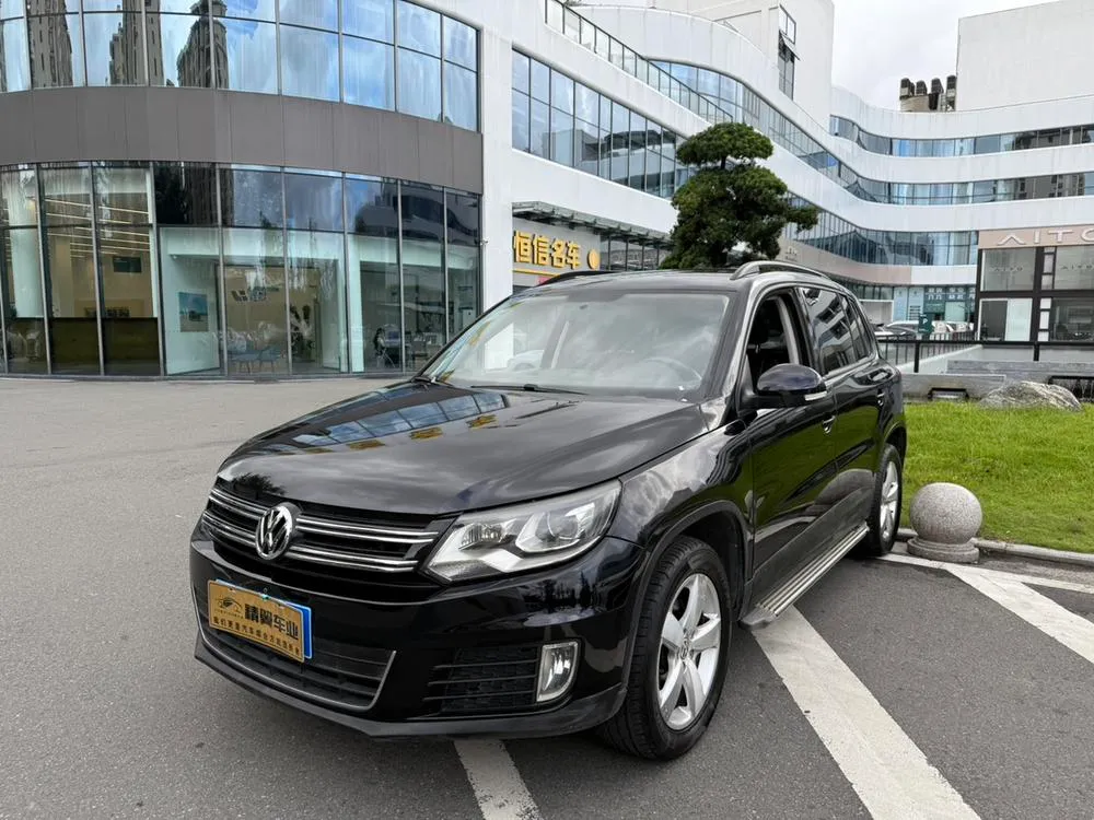 Volkswagen Tiguan 1.8TSI Auto 4WD Luxury Version, 2013 — фото 1