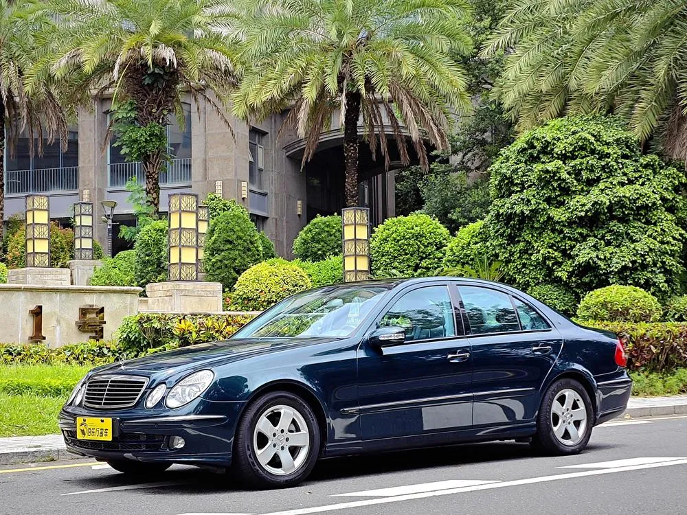 Mercedes-Benz E-Class (Import) E 240, 2004 — фото 1