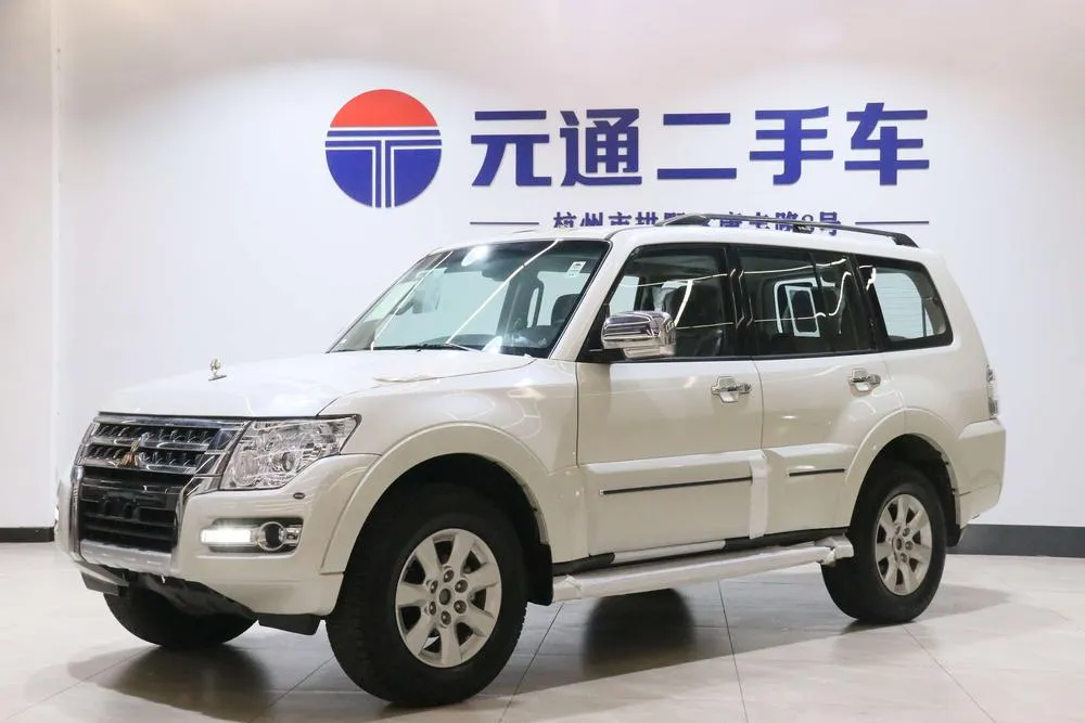 Mitsubishi Pajero (Import) 3.0L Auto 4WD 7 Seater Parallel Import, 2022 — фото 1