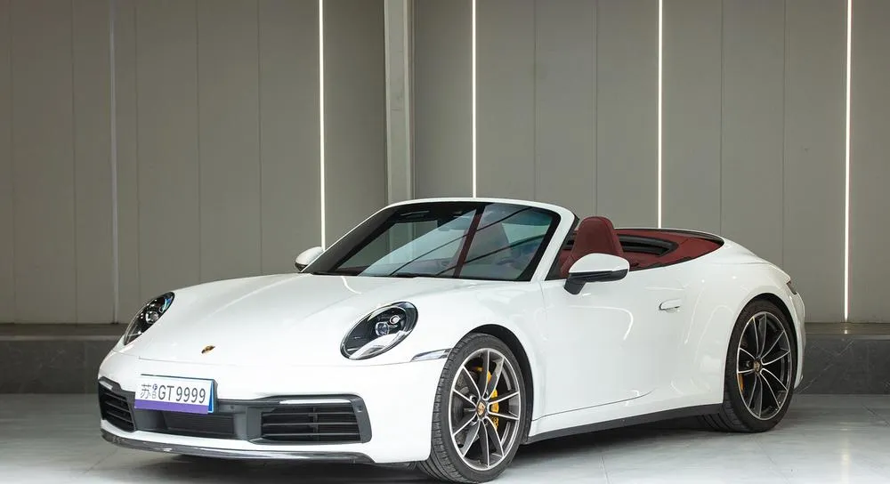 Porsche 911, 2023