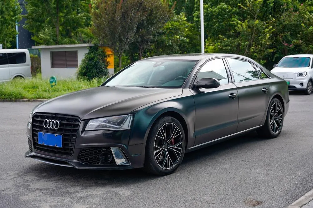 Audi A8, 2011