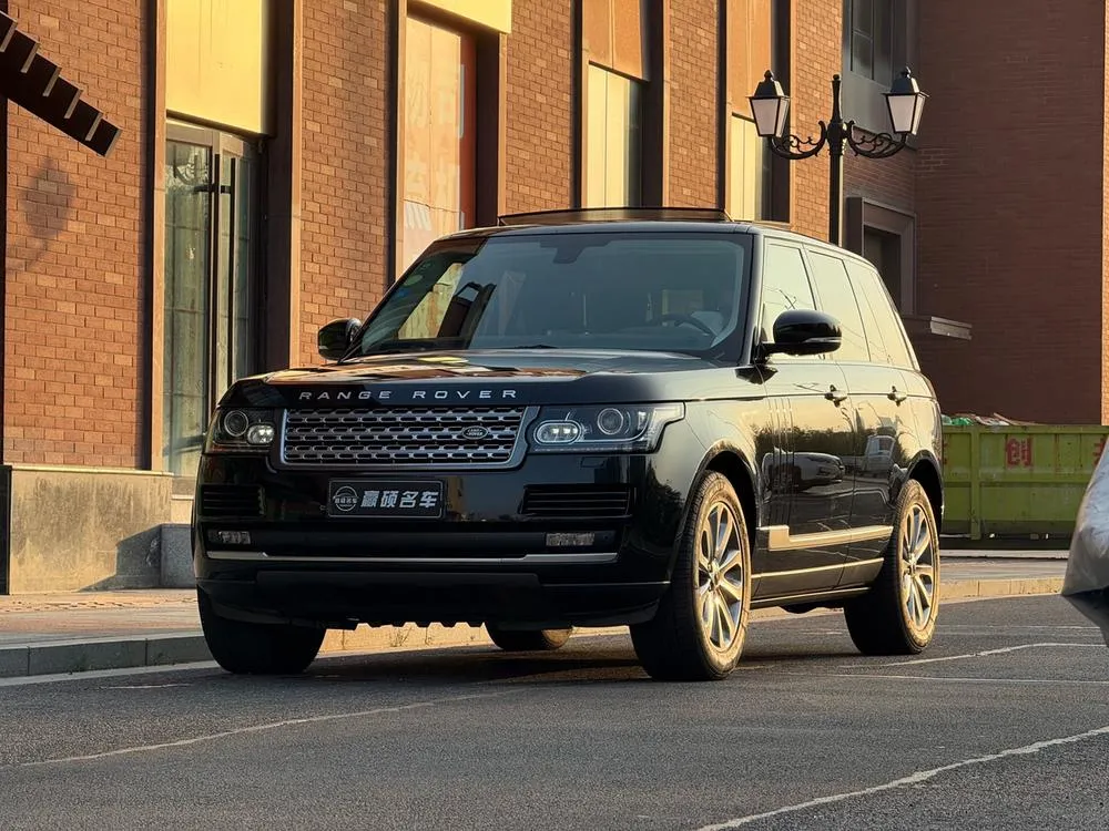 Ленд Ровер Range Rover 5.0 V8 NA Vogue, 2013 — фото 1