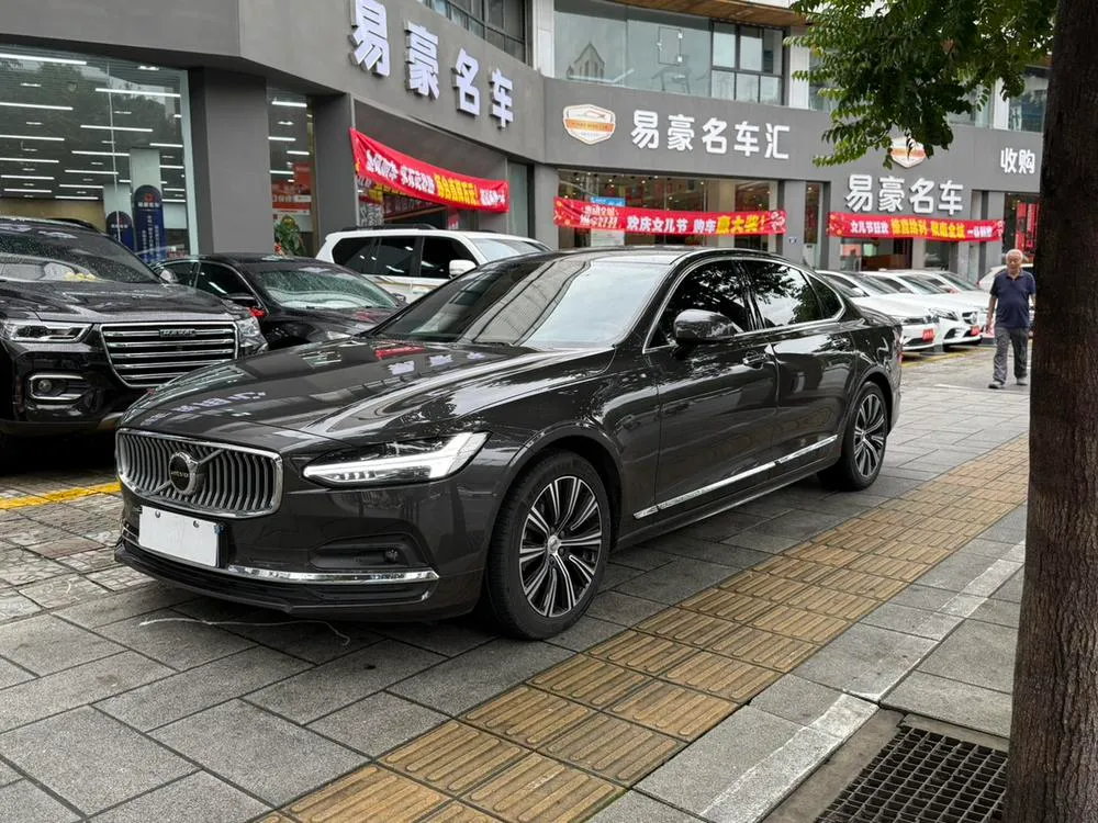 Volvo S90, 2021