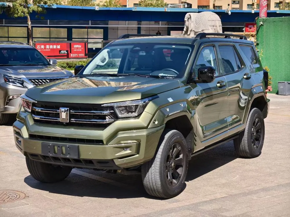 Танк 400 Hi4-T Offroad Edition, 2024 — фото 1