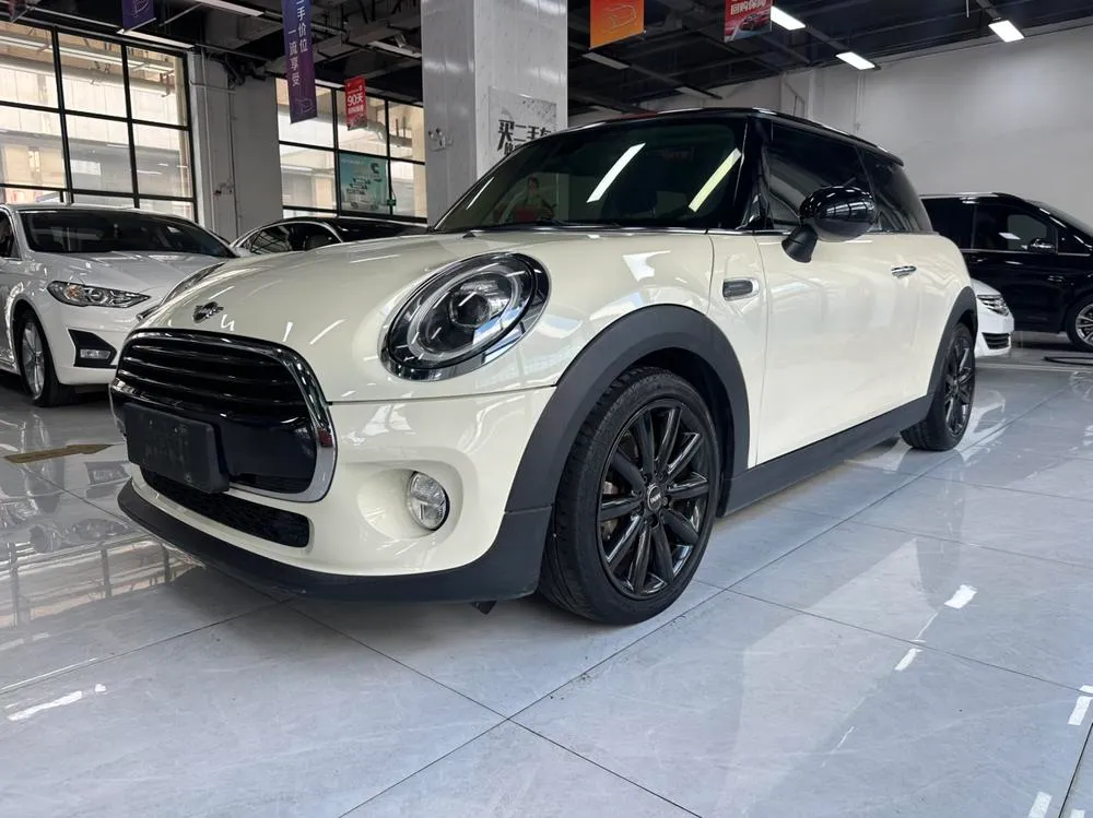 MINI MINI 1.5T COOPER Artist, 2019 — фото 1